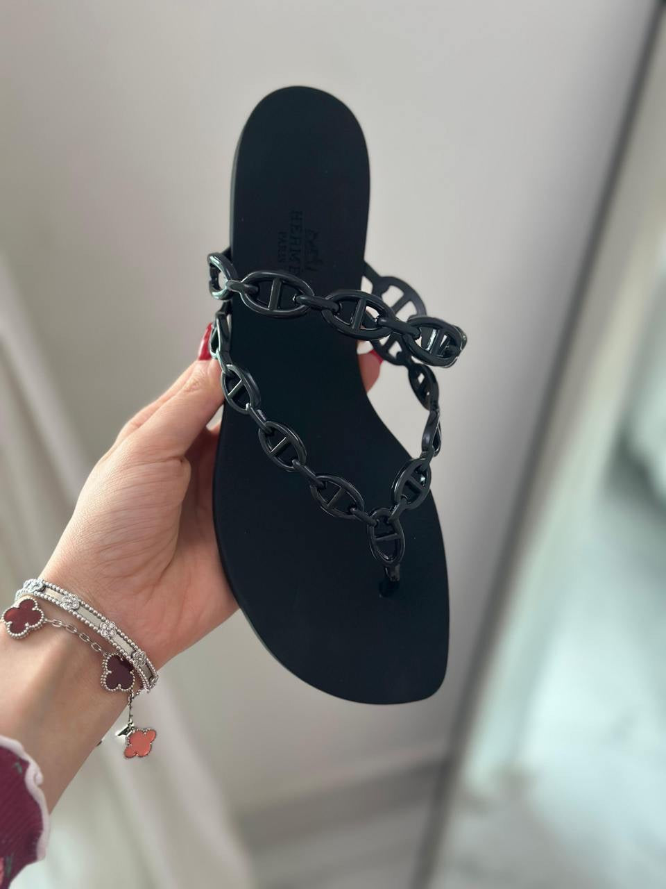 Hermes Slipper 2 colors