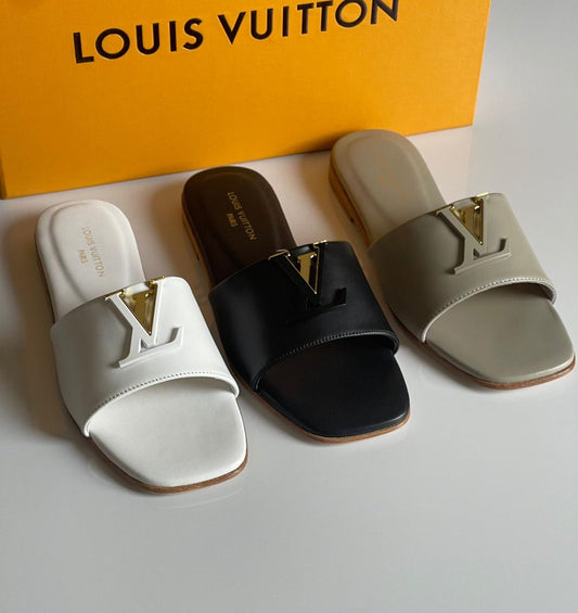 Louis Vuitton Slippers