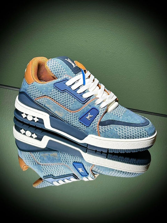 Louis Vuitton Sneakers 2 colors