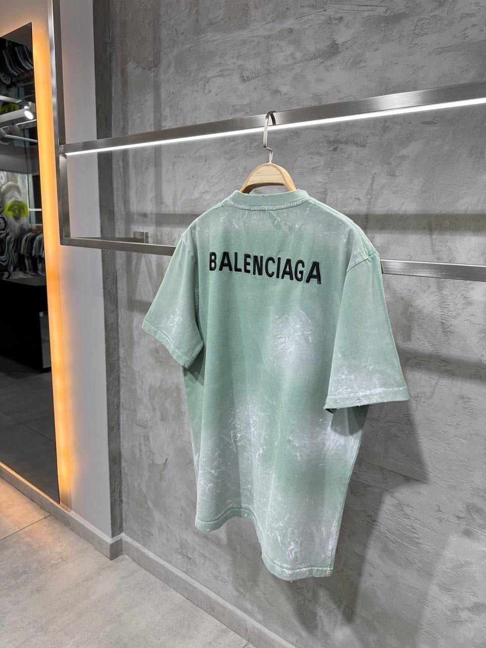 Balenciaga T-Shirt