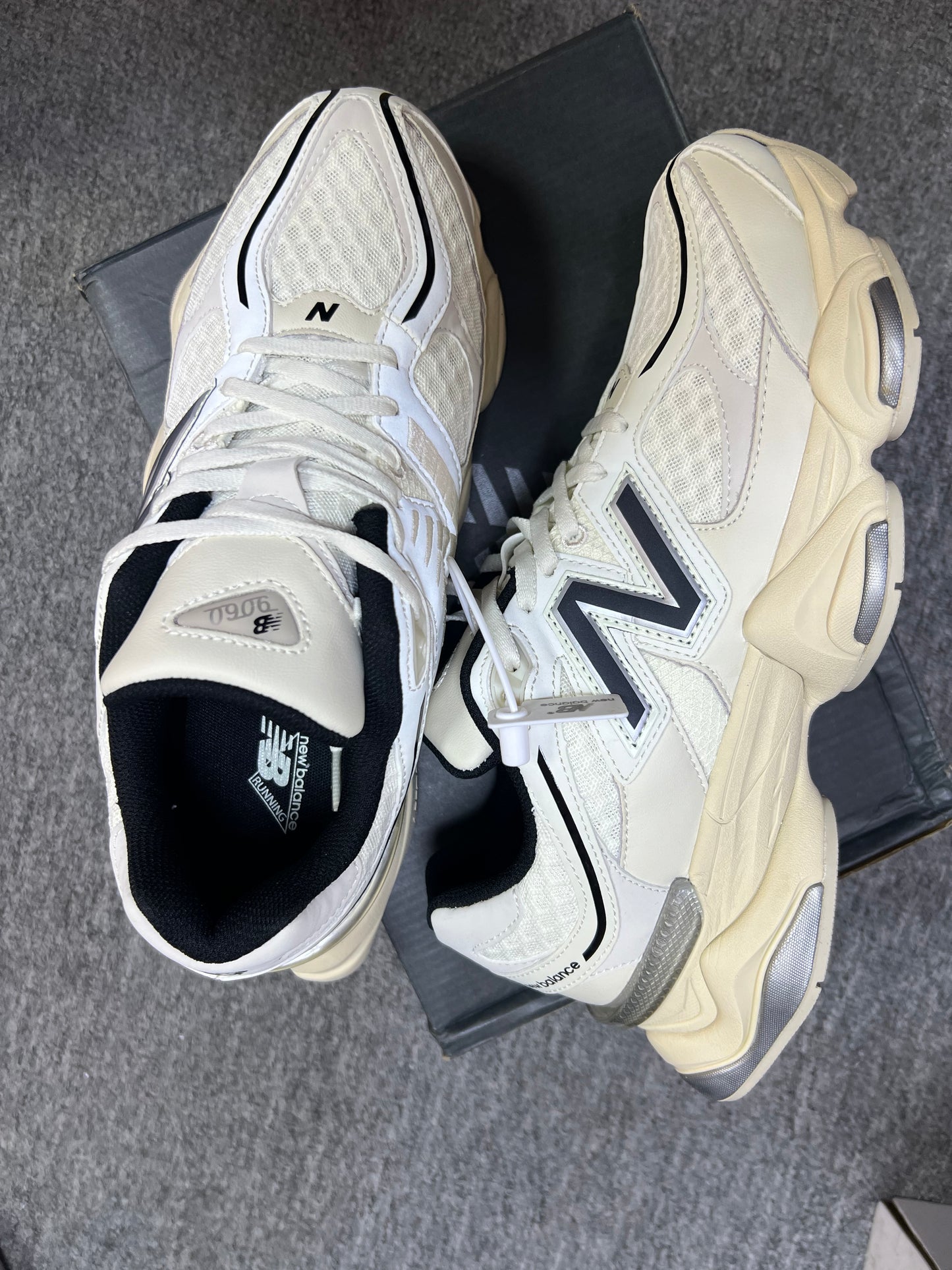 New Balance 9060 'Turtledove Black'
