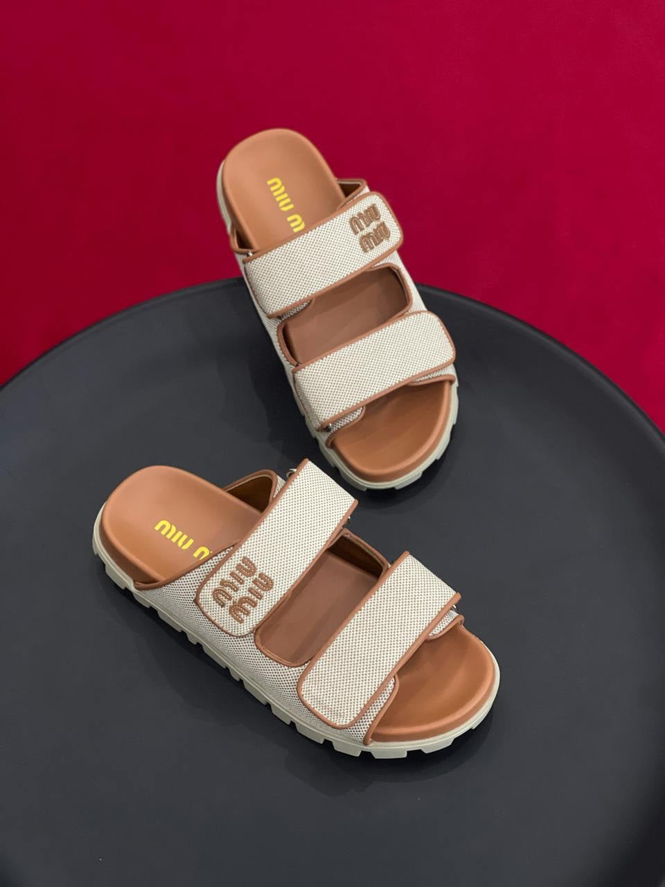 Miu Miu Slipper 2 colors
