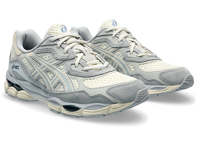 ASICS Sneakers