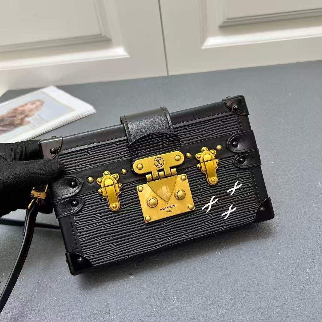 Louis Vuitton Sling