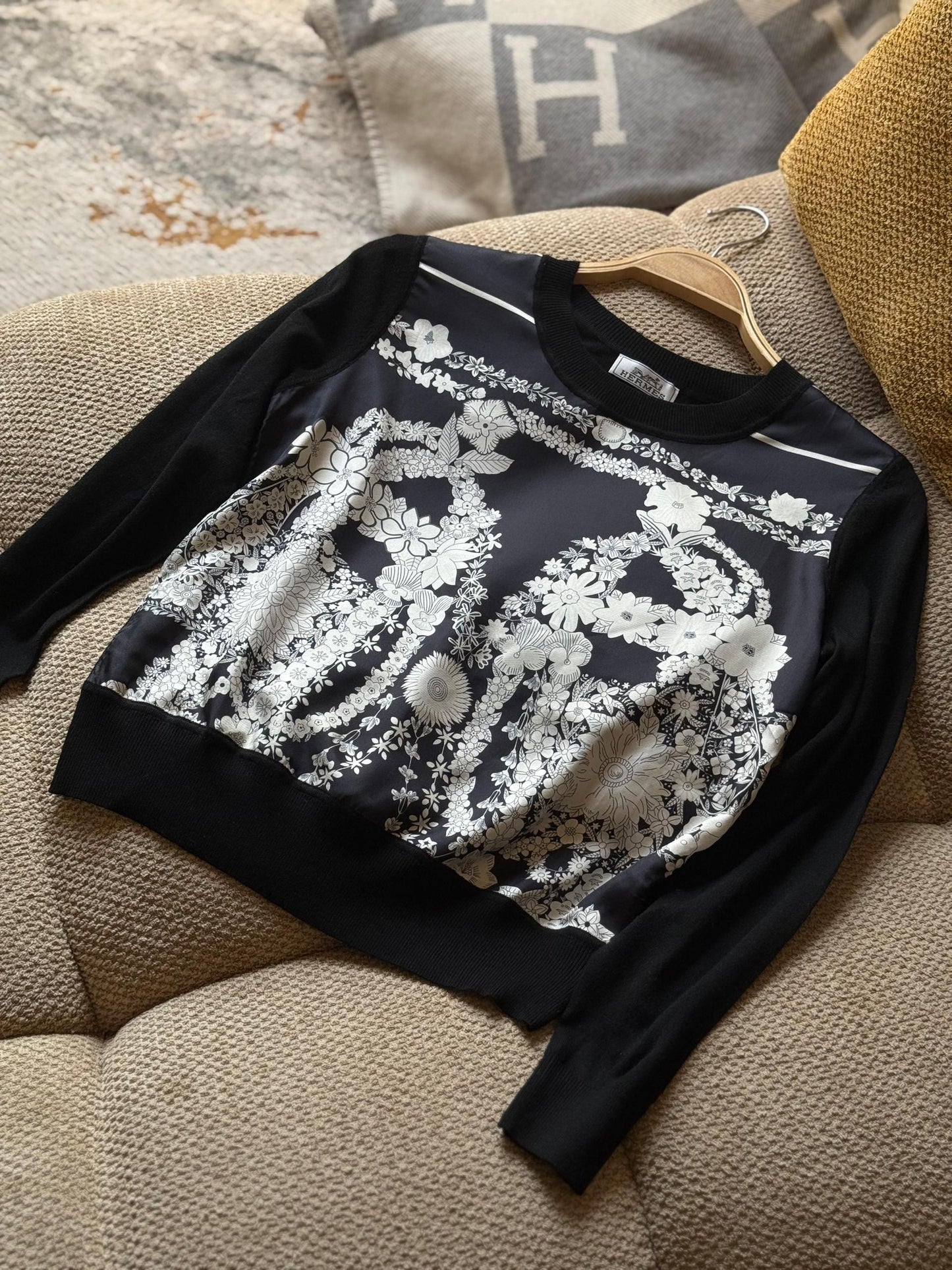 Hermes Sweater