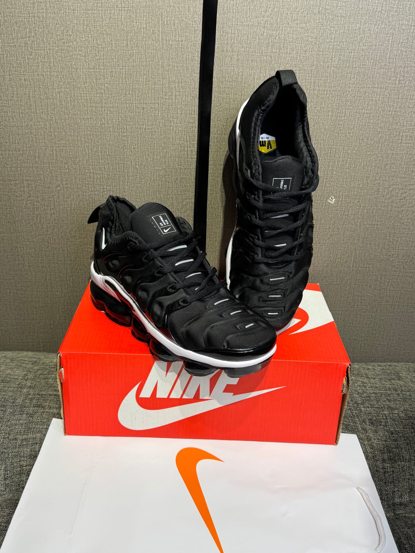 Nike VaproMax Black/White