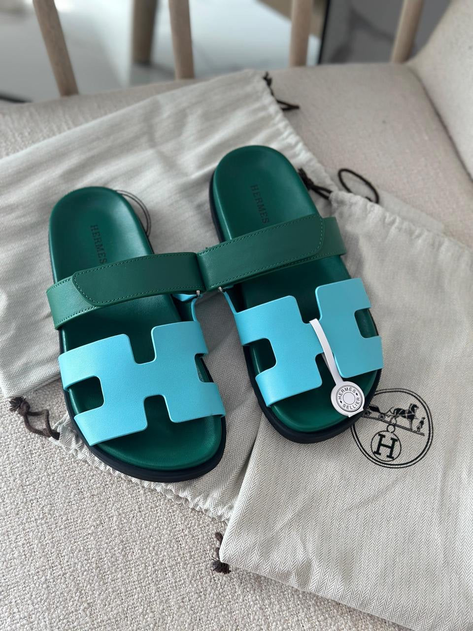 Hermes Slipper 2 colors