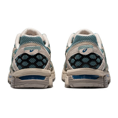 ASICS Sneakers