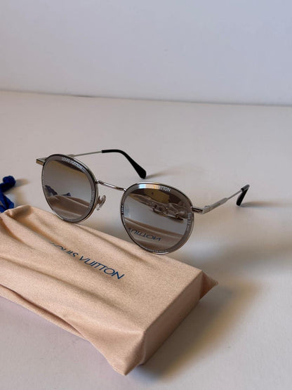 Louis Vuitton Sunglasses 3 colors
