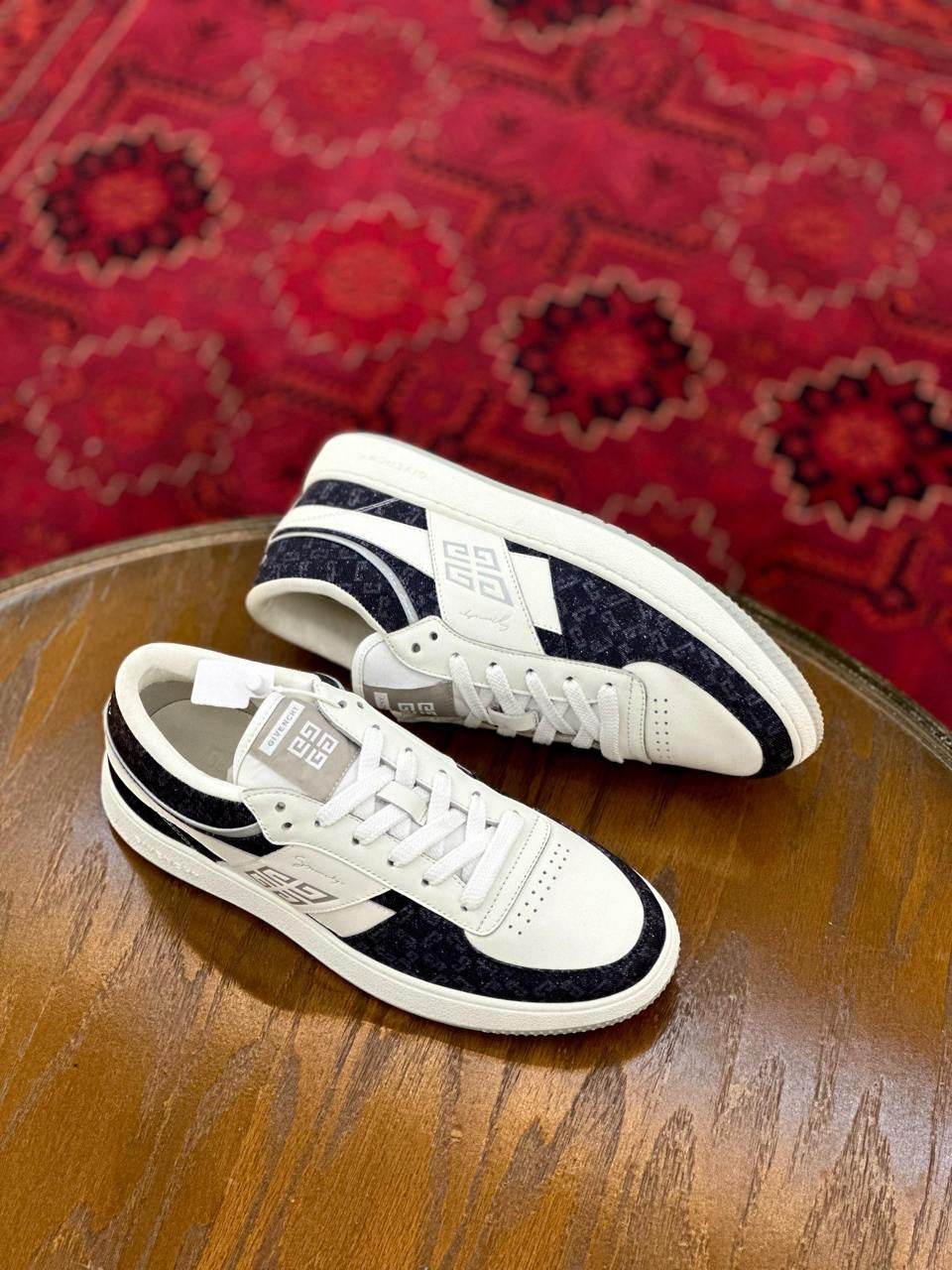 Givenchy Sneakers