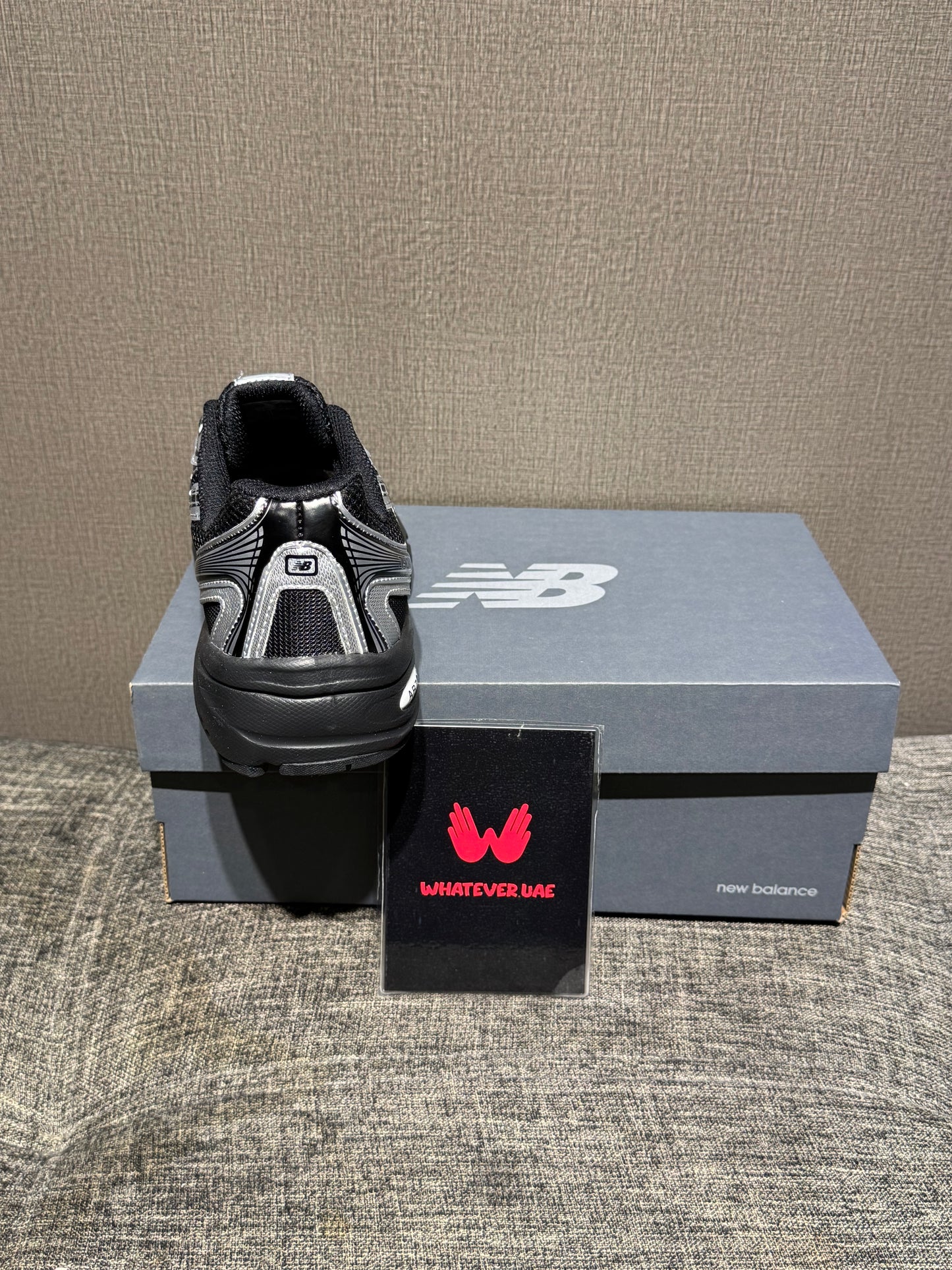 New Balance 740 Black