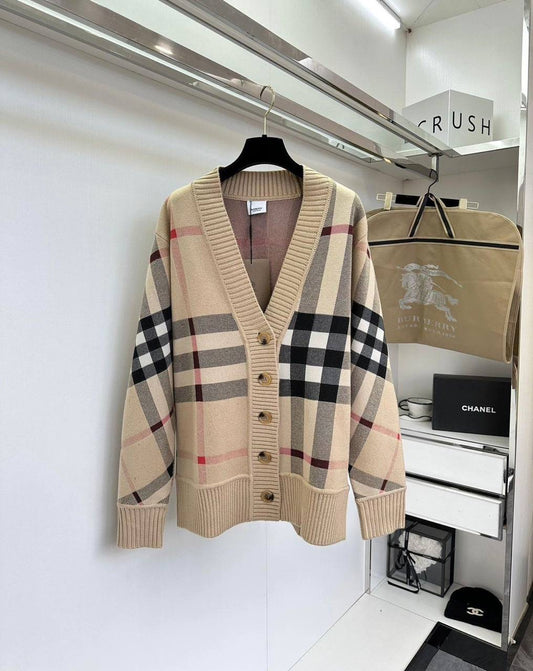 Burberry Sweaters