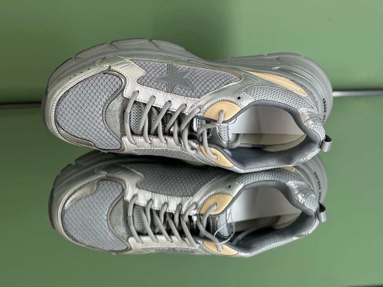 Golden Goose Sneakers