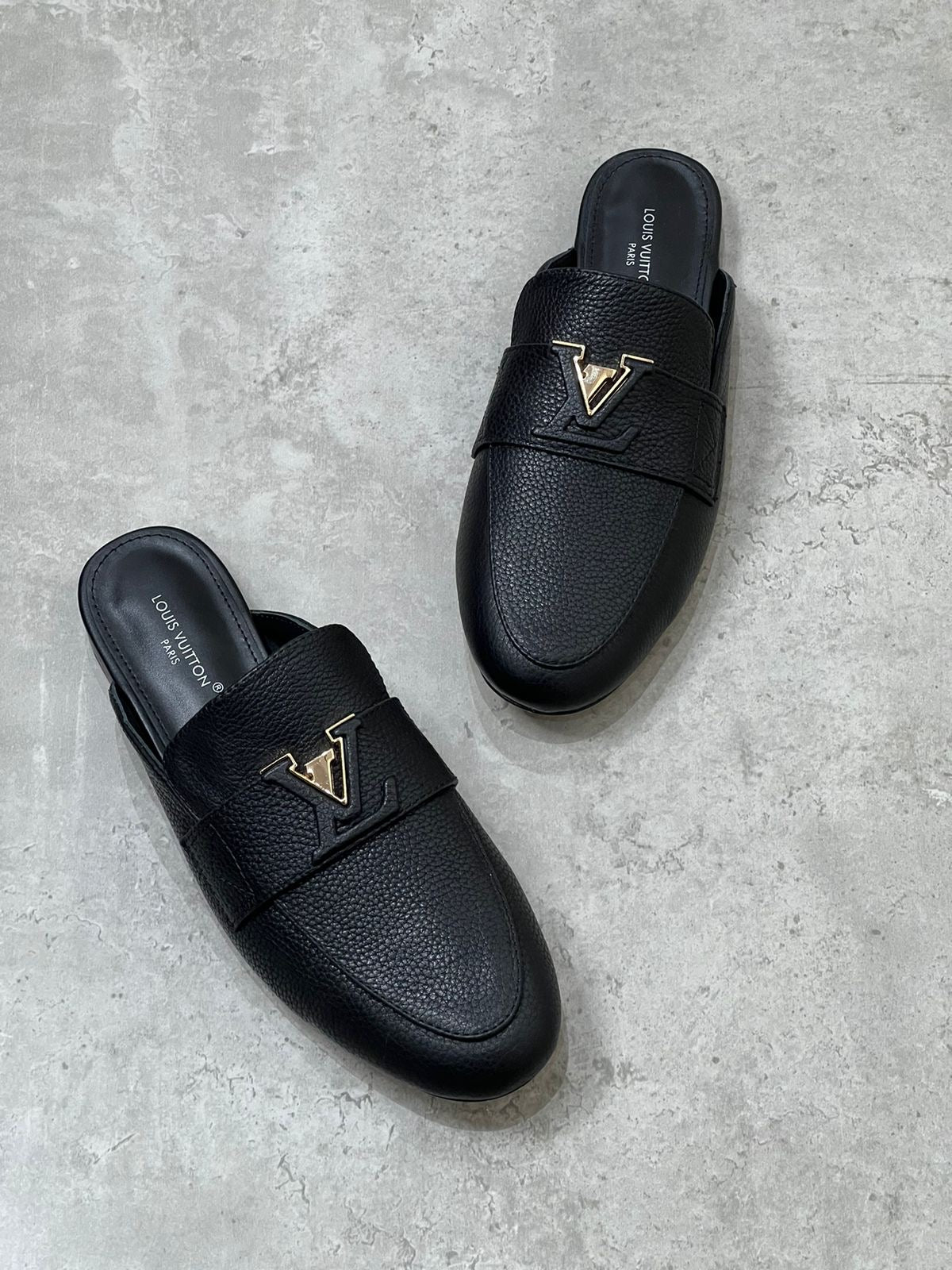 LOUIS VUITTON Female Shoes