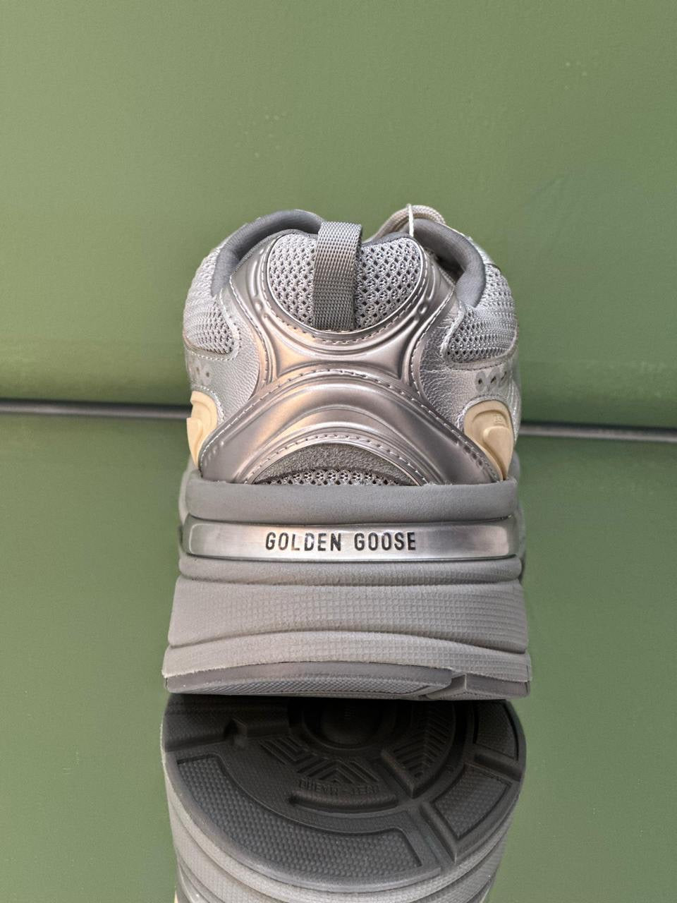 Golden Goose Sneakers