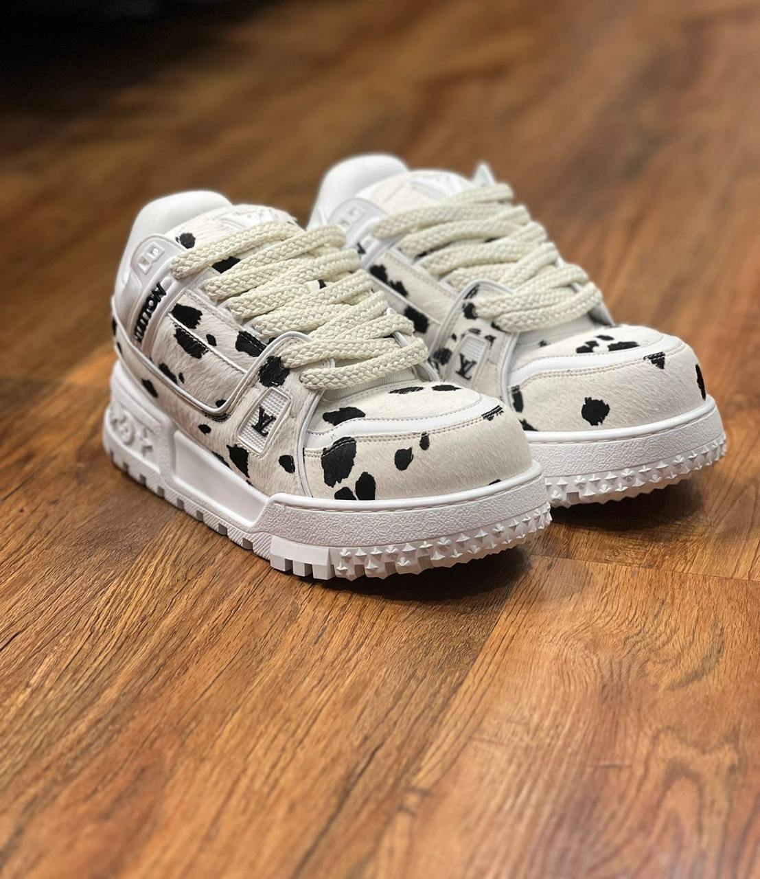 Louis Vuitton Sneakers