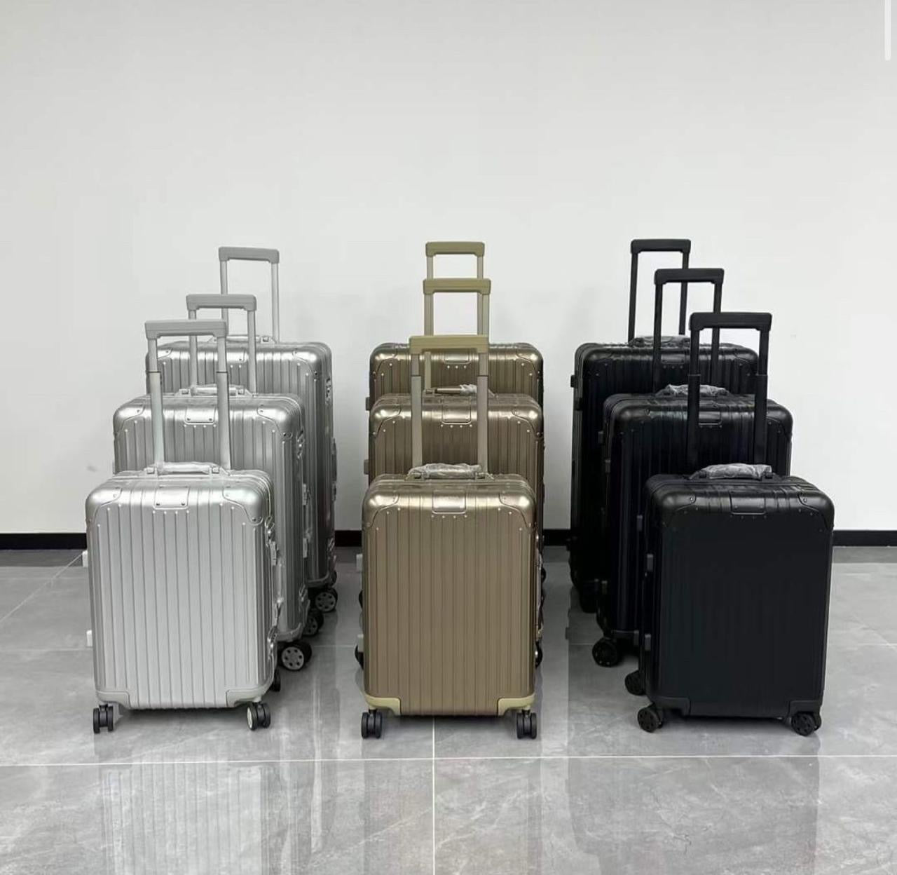 Rimowa Trolly Suitcase Set