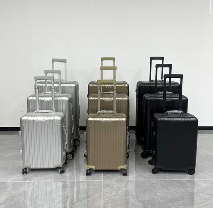 Rimowa Trolly Suitcase Set