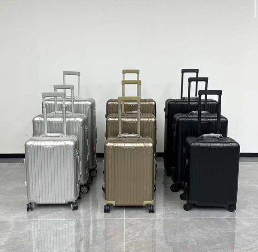 Rimowa Trolly Suitcase Set