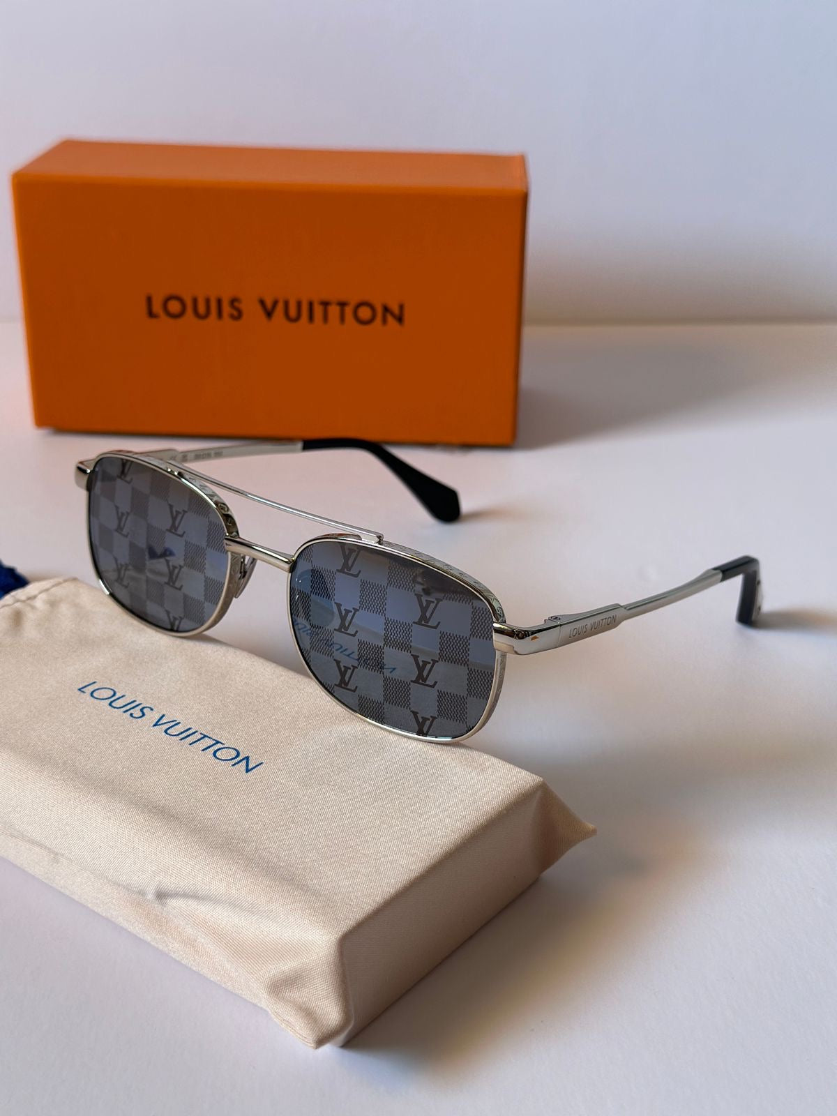Louis Vuitton Sunglasses 5 colors