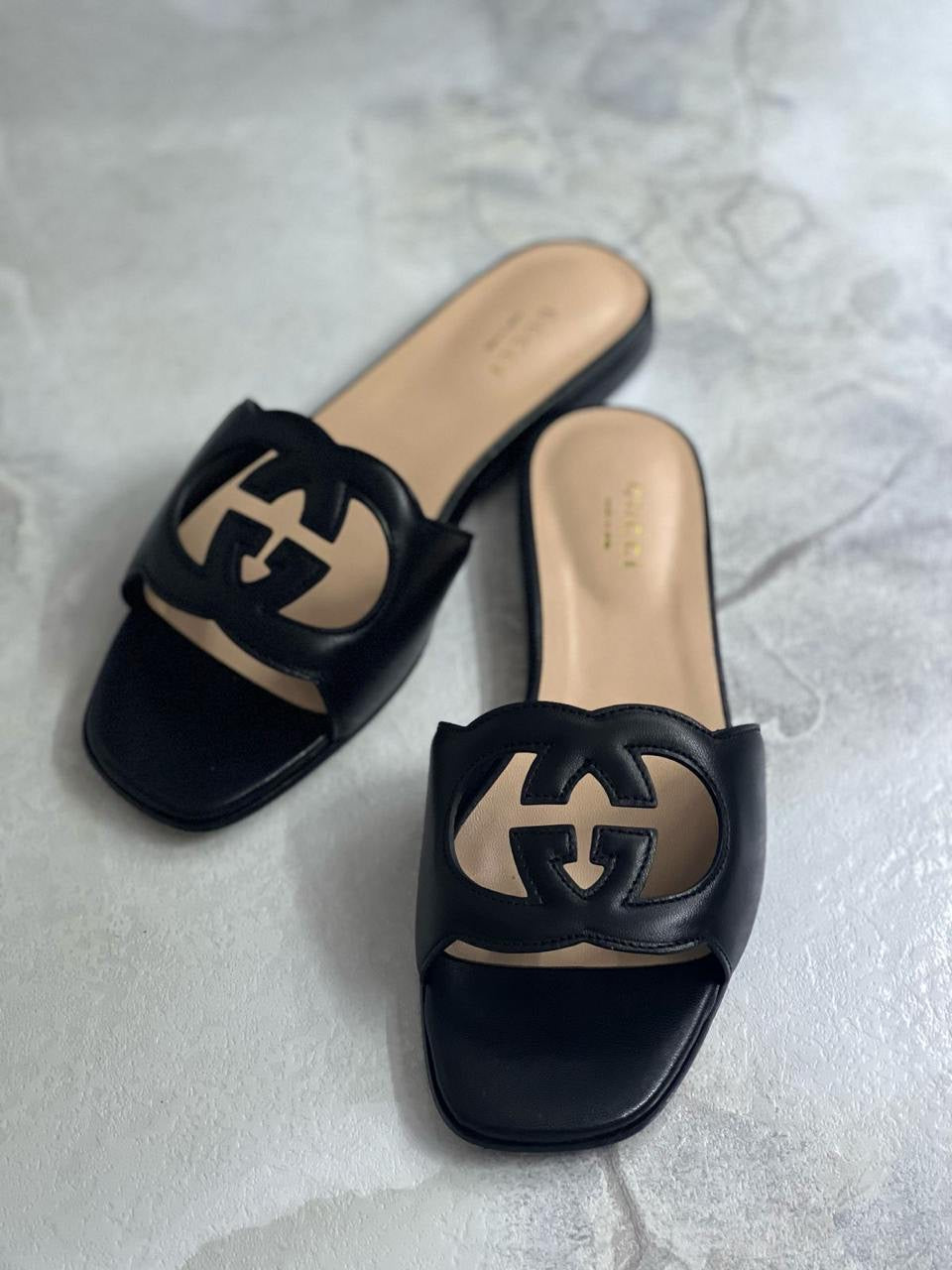 Gucci Slipper 2 colors