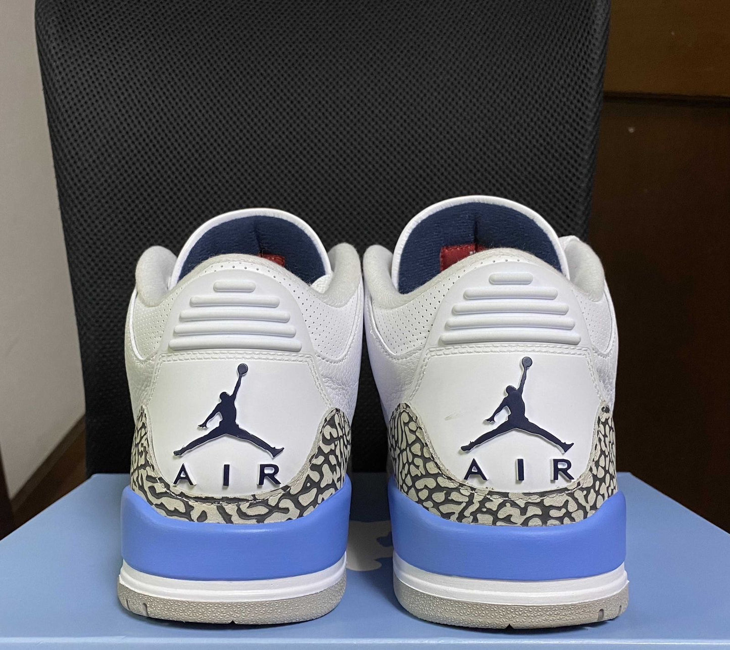 Jordan 3 UNC 2020