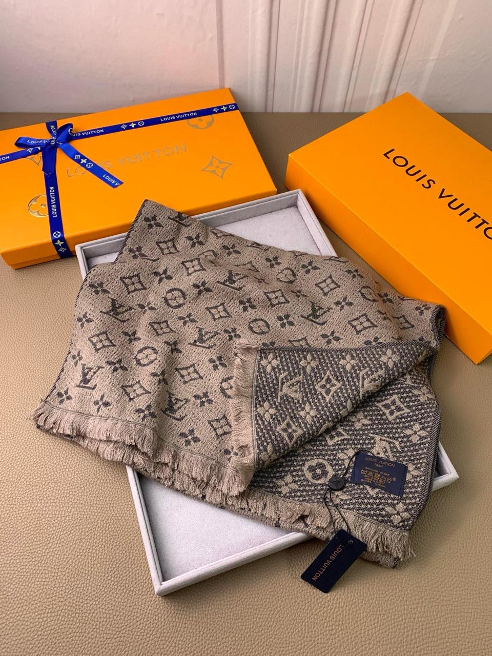 Louis Vuitton Unisex Scarf