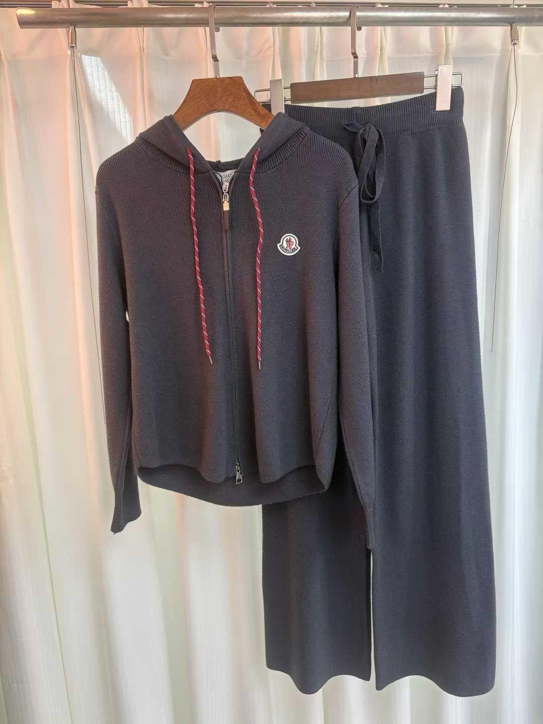 Moncler Set