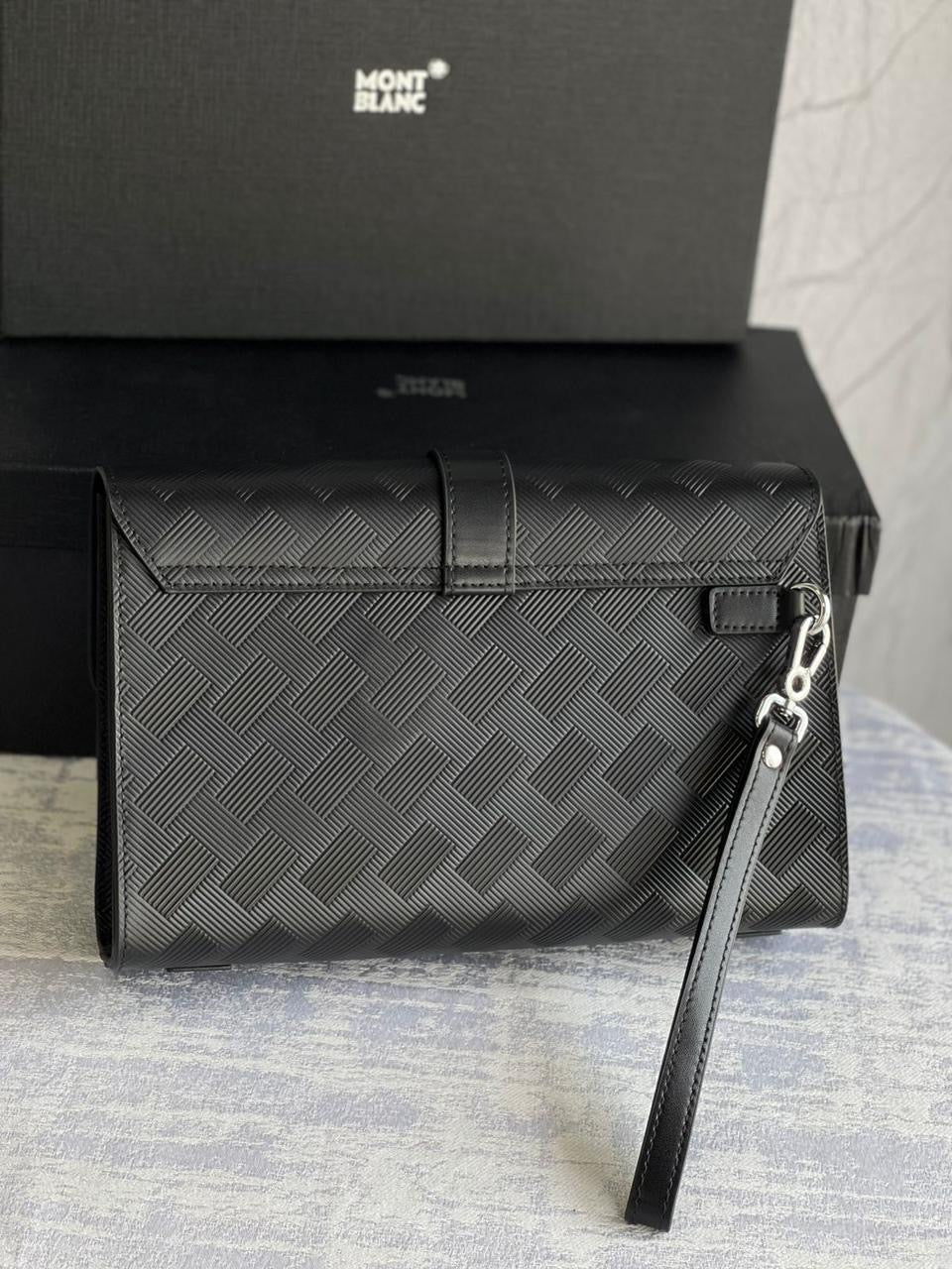 Mont Blanc Clutch