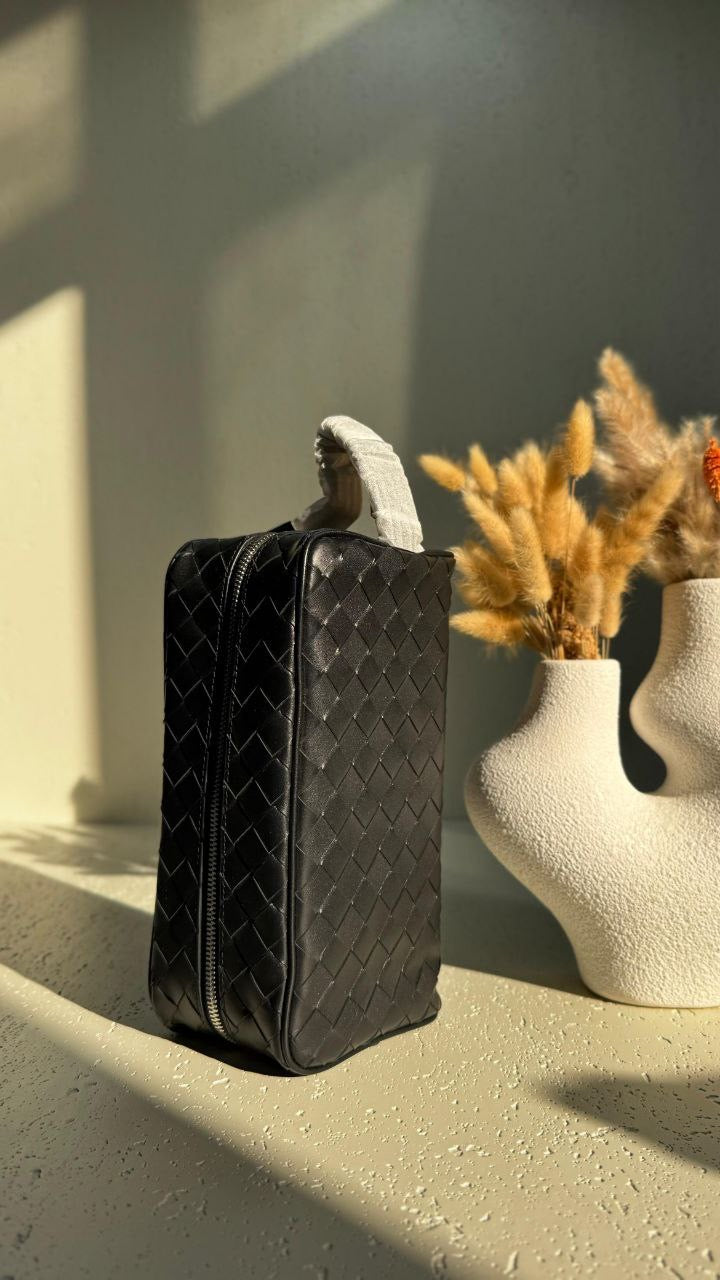 Bottega Veneta Pouch (VIP Quality)