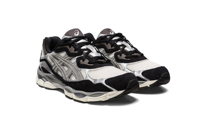 ASICS Sneakers