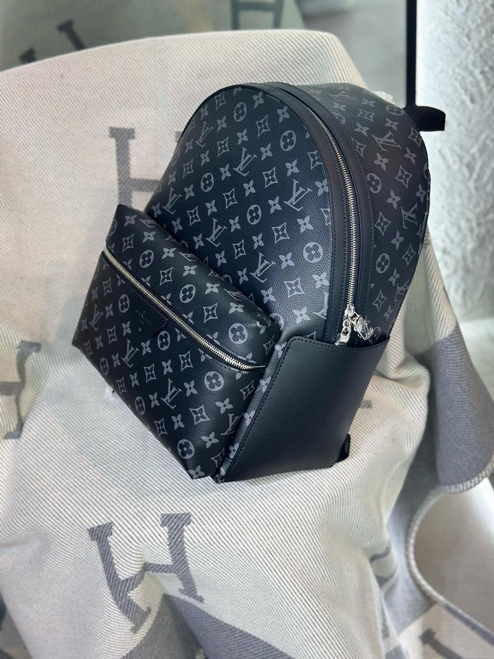 Louis Vuitton Backpack (VIP Quality)
