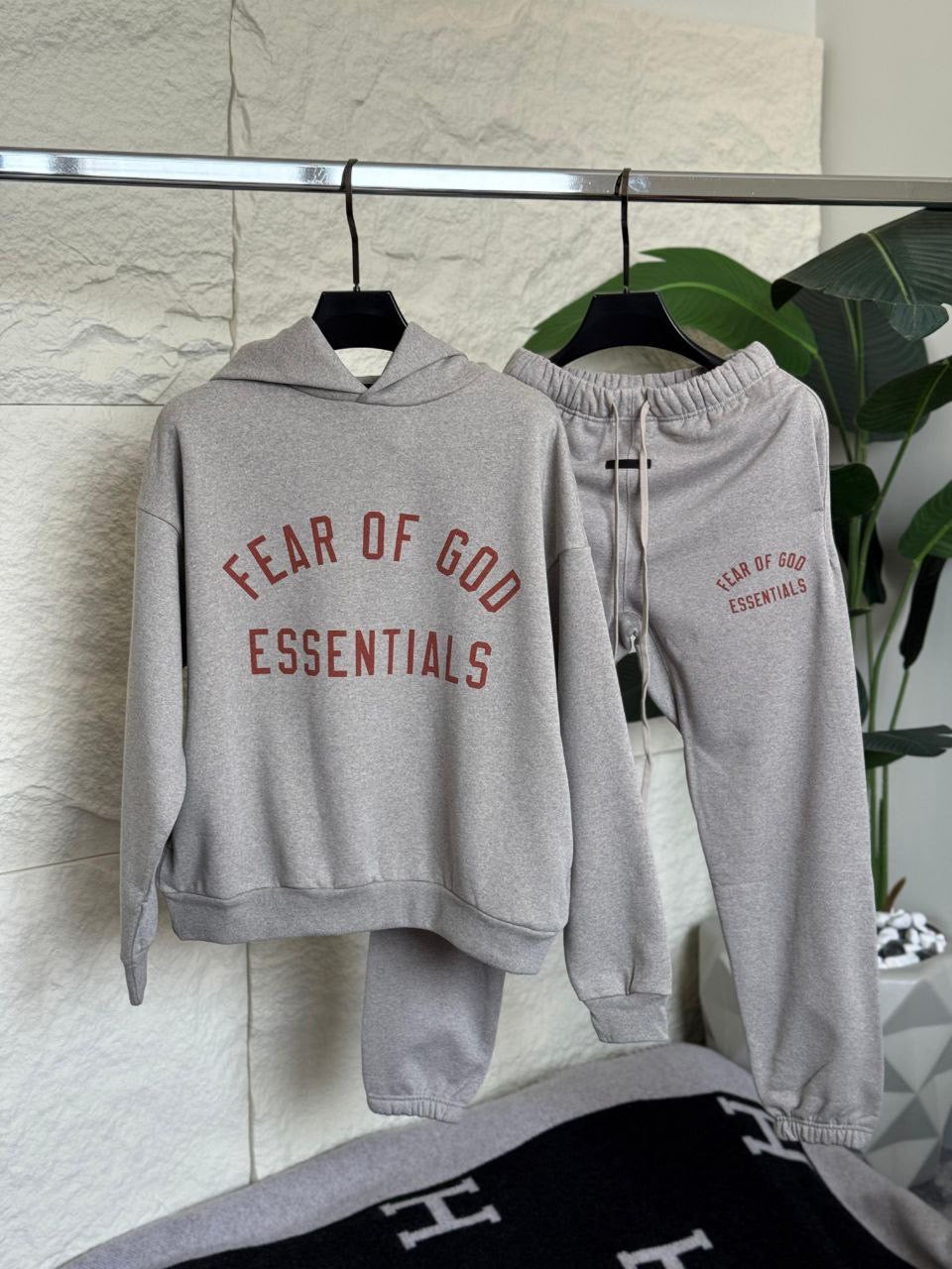 Essentials Set