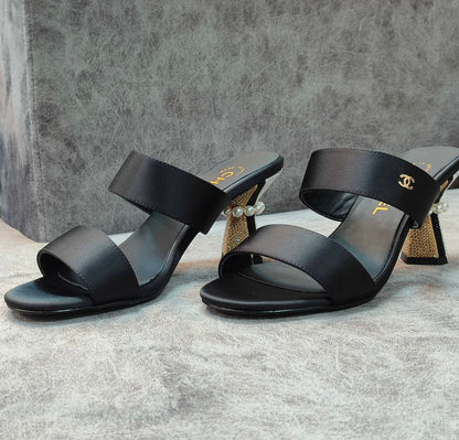 CHANEL Heels