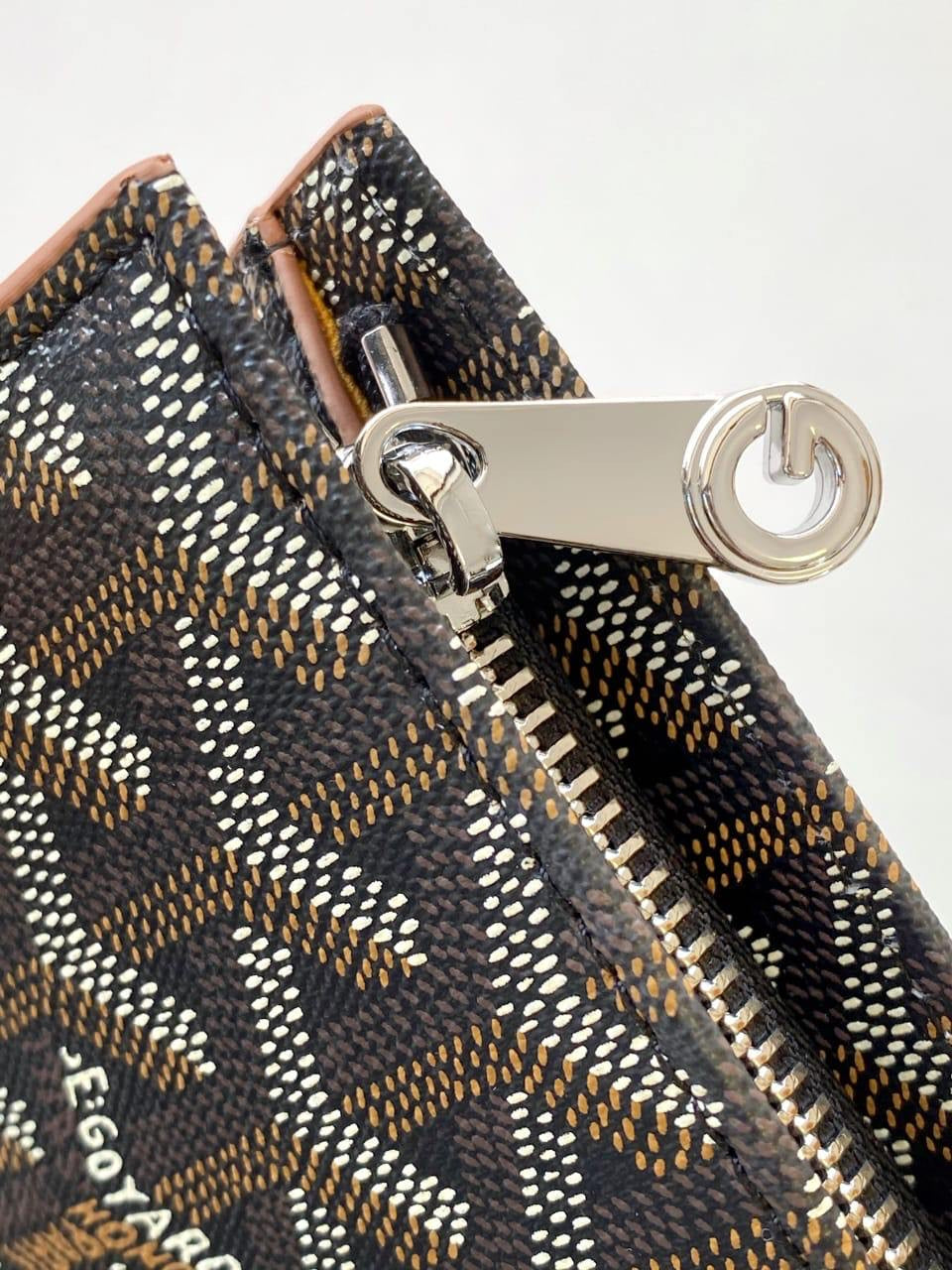Goyard Clutch