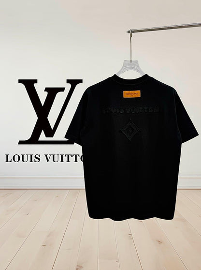 Louis Vuitton T-Shirt 2 colors