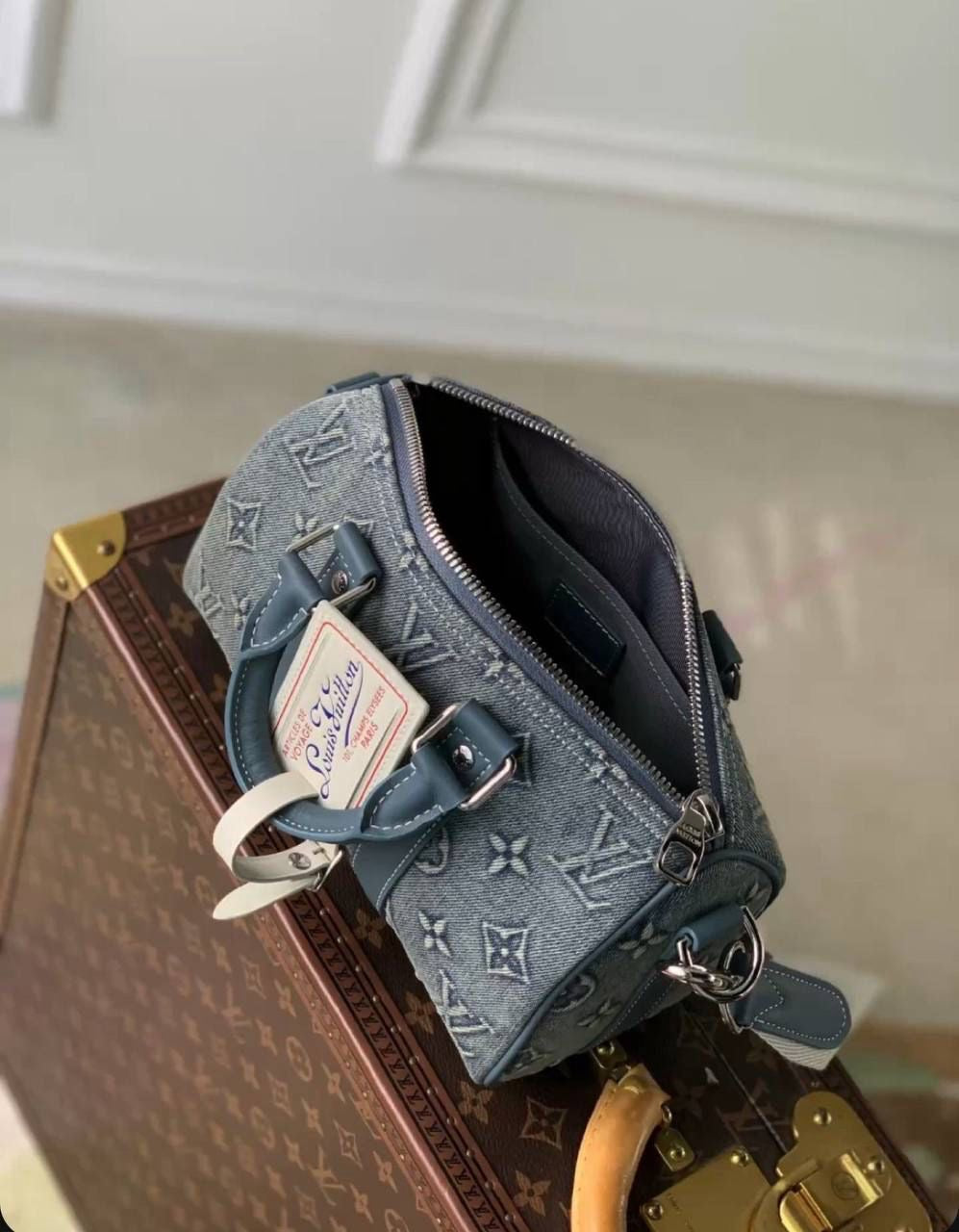 Louis Vuitton Duffle Bag ( VIP Quality )
