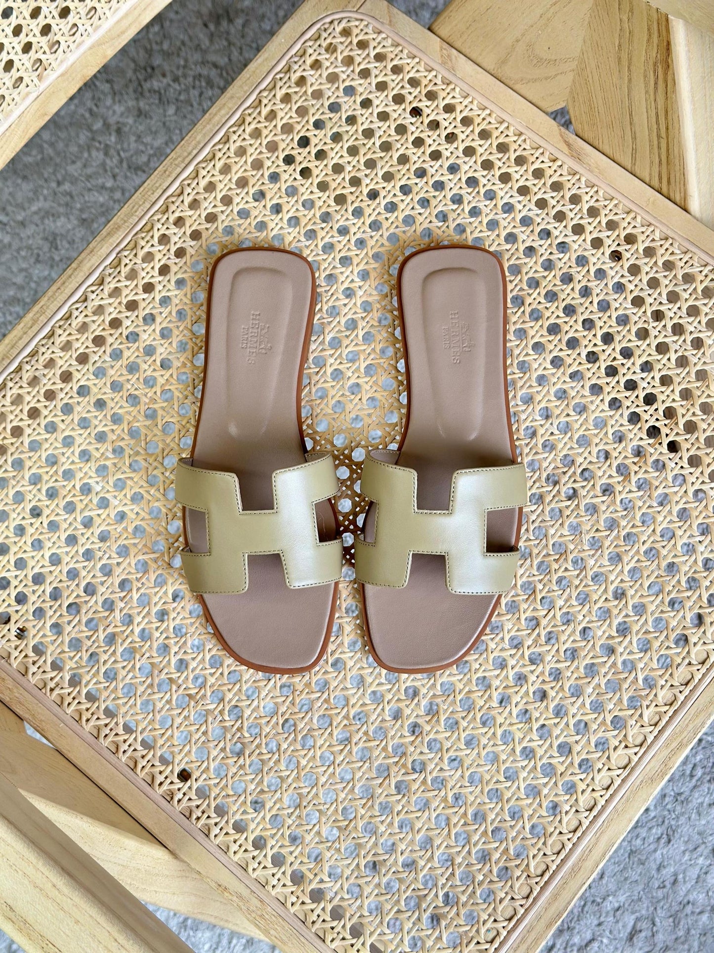 Hermes Slippers