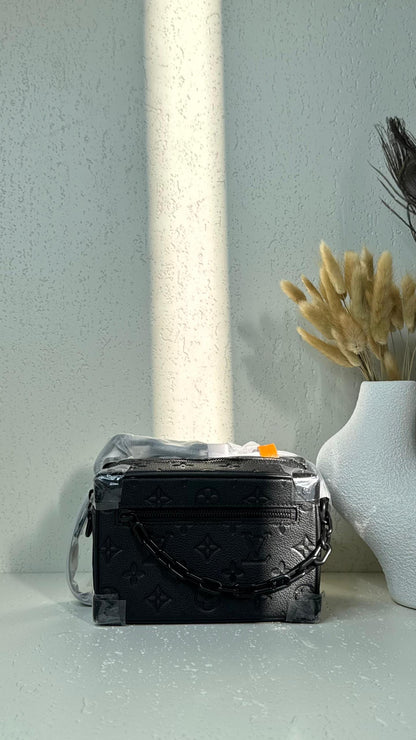 Louis Vuitton Sling Bag (VIP Quality)