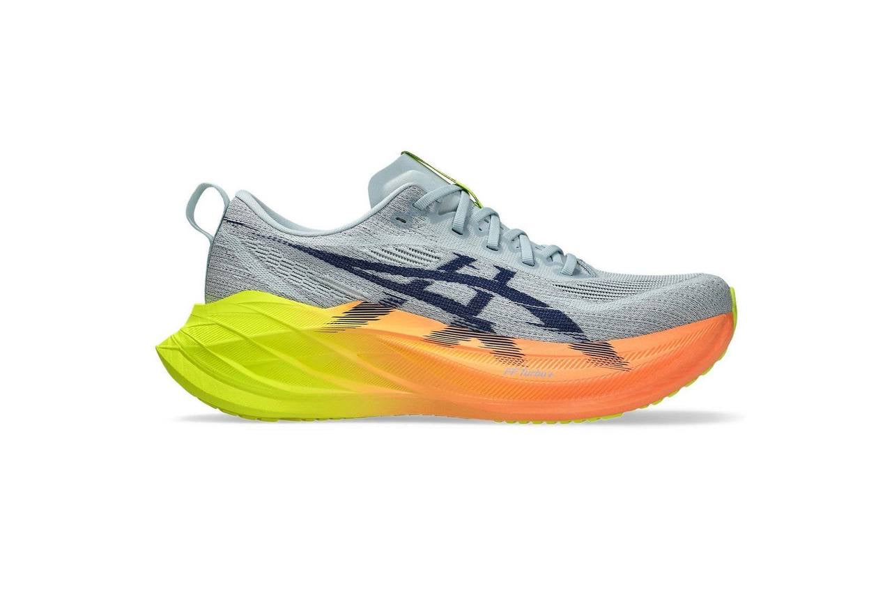 ASICS Sneakers