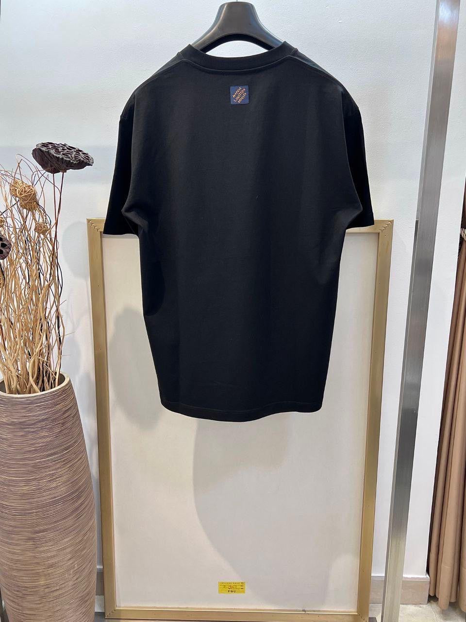 Louis Vuitton T-Shirt 2 colors