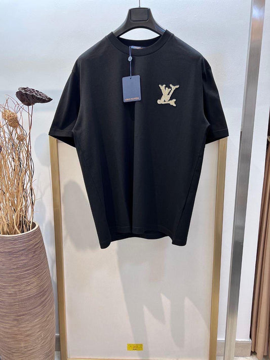 Louis Vuitton T-Shirt 2 colors
