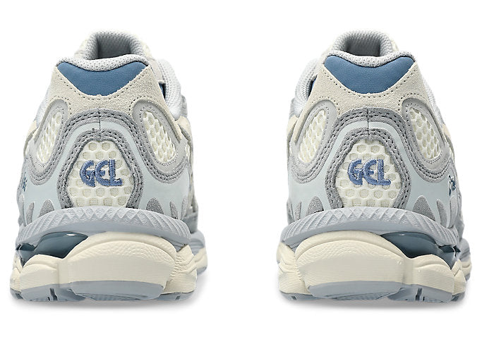 ASICS Sneakers
