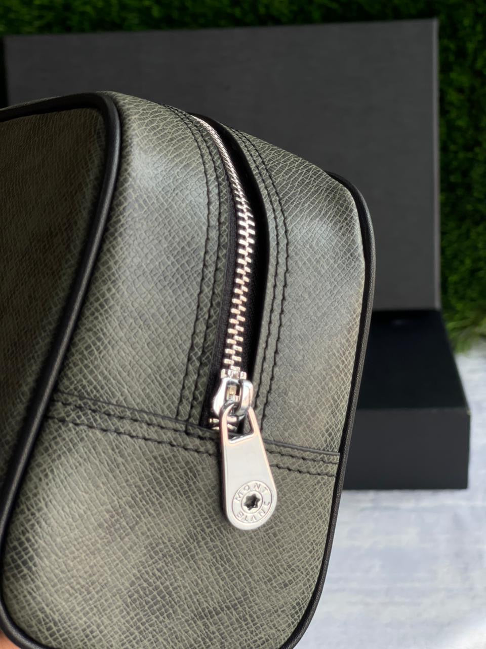 Mont Blanc Pouch