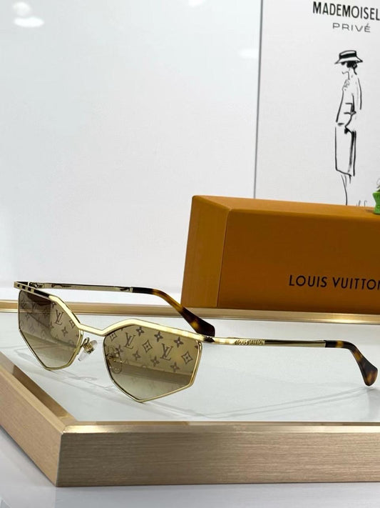 Louis Vuitton Sunglasses 2 colors