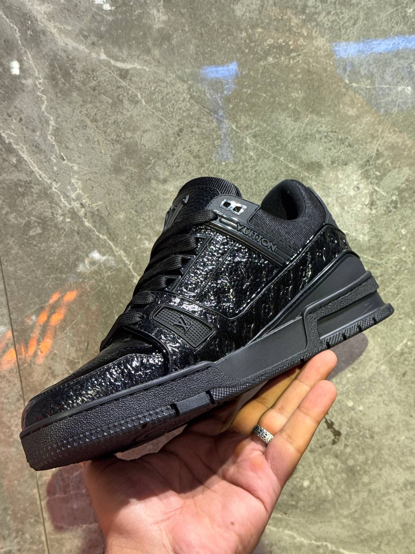 Louis Vuitton Sneakers