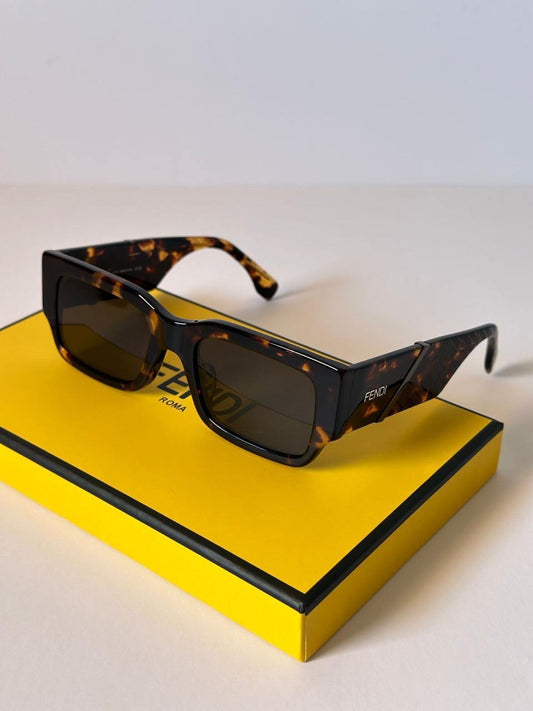 Fendi Sunglasses 2 colors