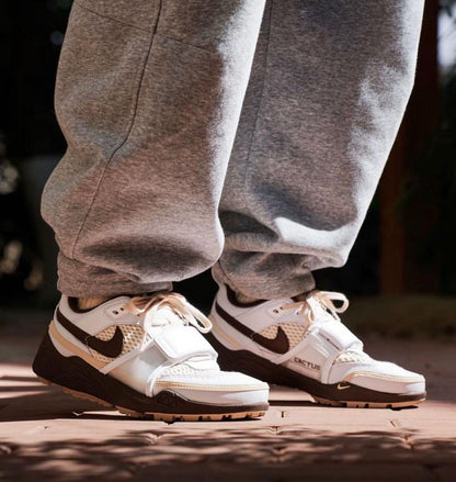 Nike Zoom Field Jaxx x Travis Scott