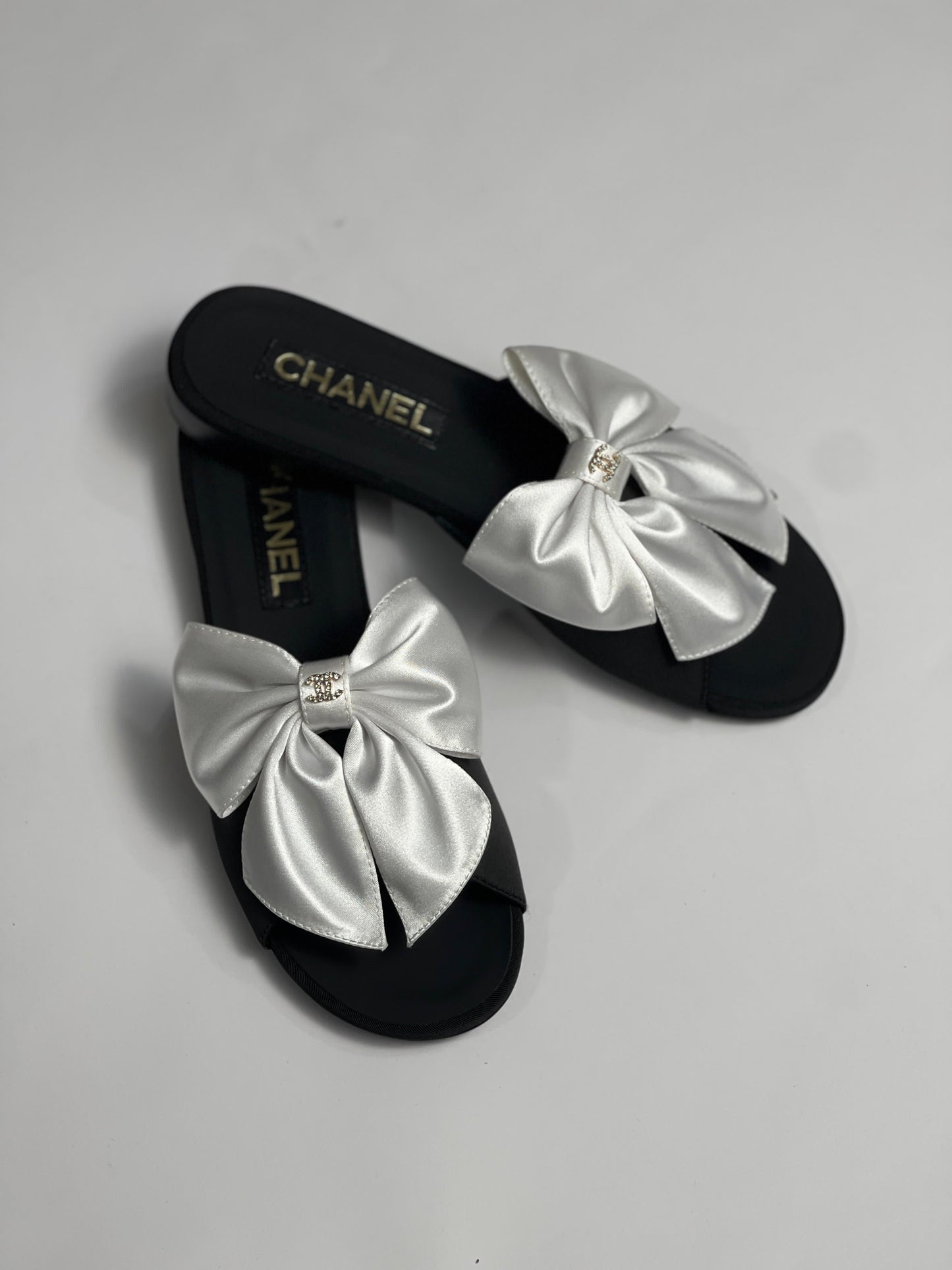 Chanel Slippers 2 colors