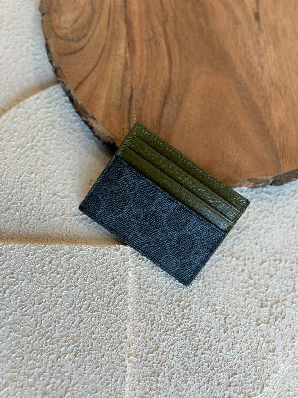 Louis Vuitton CardHolder (VIP Quality)